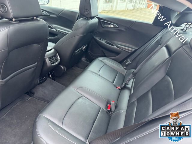 Used 2016 Chevrolet Malibu LT w/ Leather Package FWD image 5