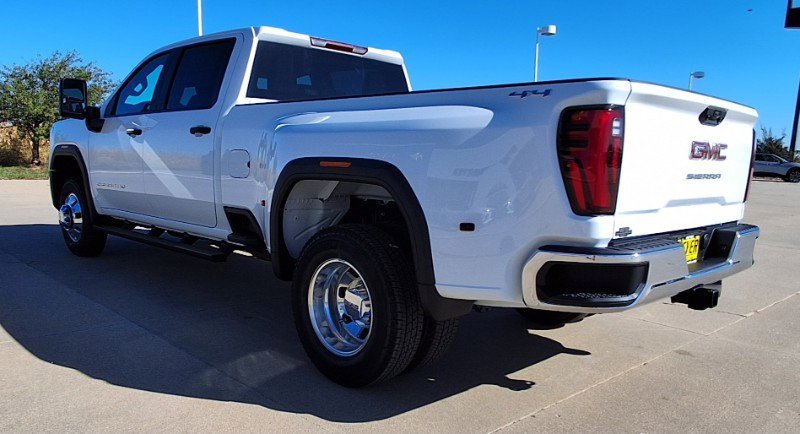 New 2026 GMC Sierra 3500 Pro image 6