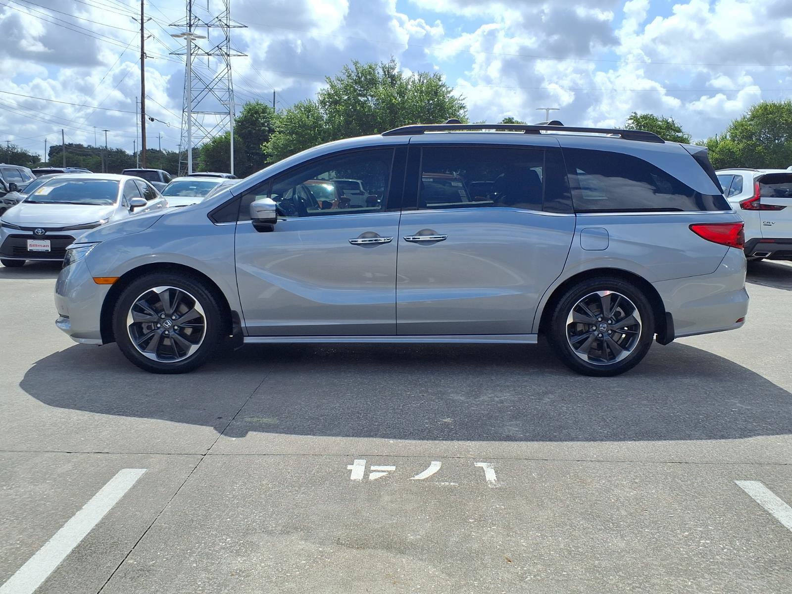 Used 2023 Honda Odyssey Elite image 23