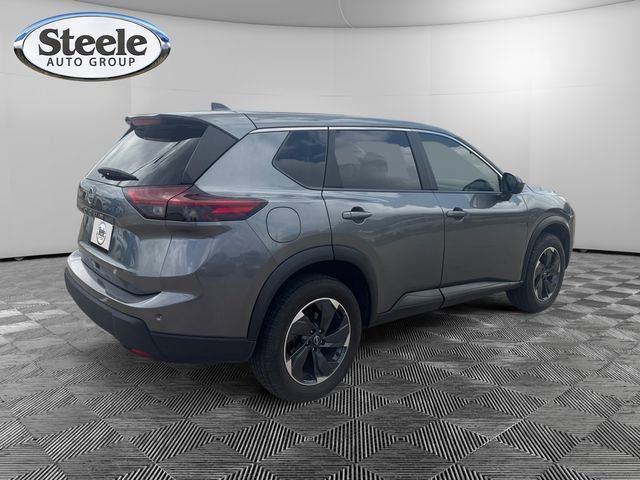 Used 2025 Nissan Rogue SV FWD image 5
