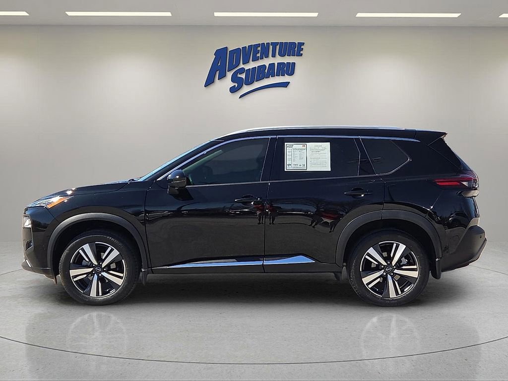 Used 2023 Nissan Rogue SL w/ SL Premium Package image 4