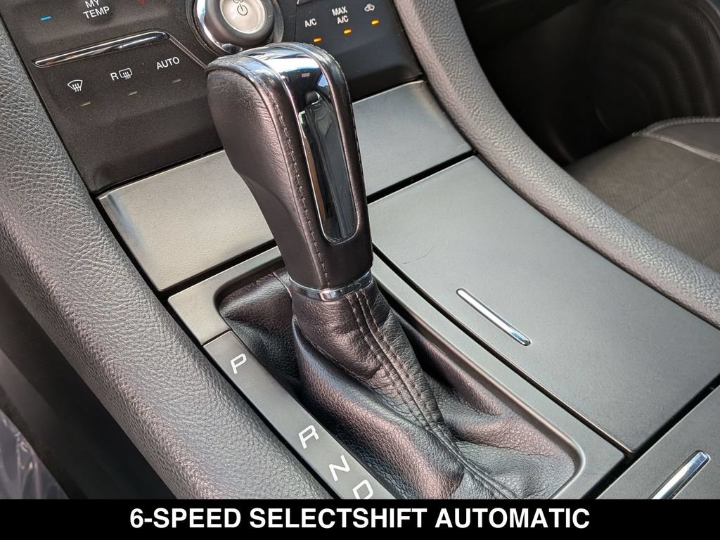Used 2016 Ford Taurus SHO AWD/4WD image 7