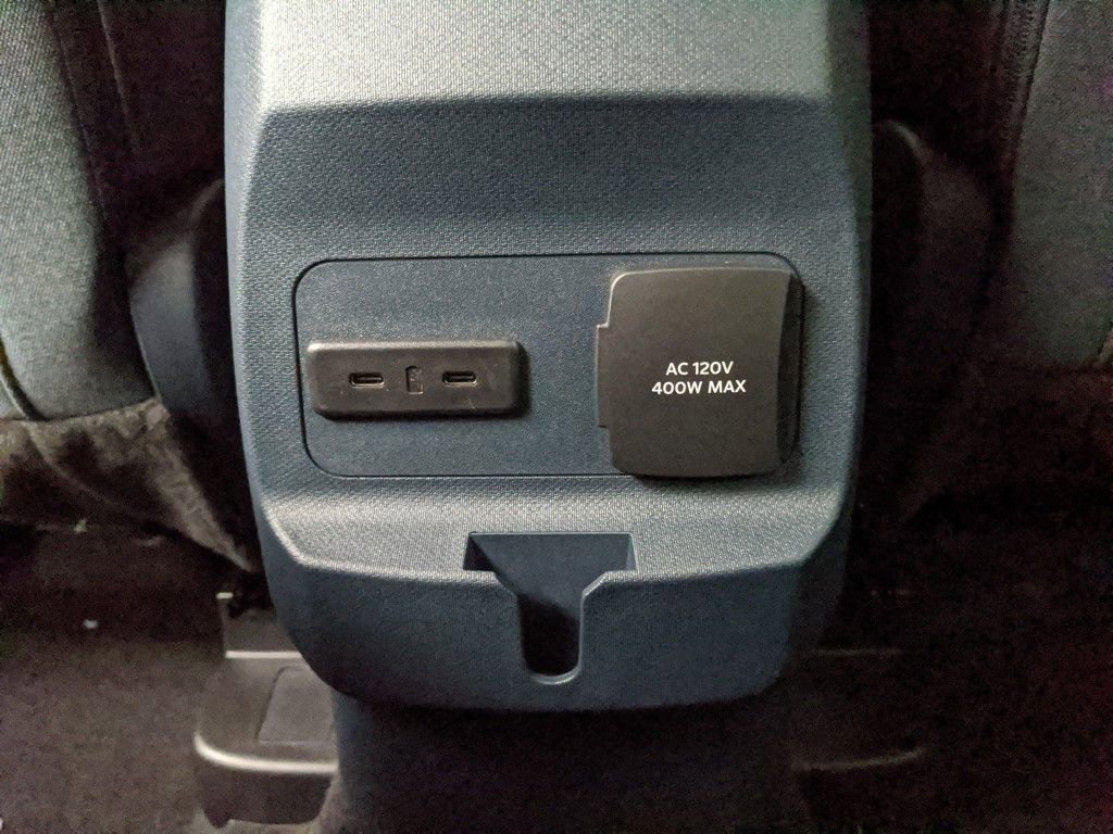 New 2025 Ford Maverick XLT w/ XLT Luxury Package image 19