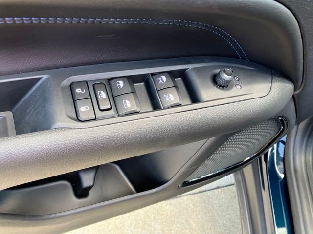 New 2026 Jeep Compass Latitude AWD/4WD image 10