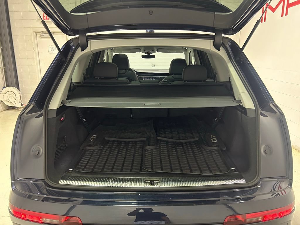 Used 2023 Audi Q7 3.0T Premium Plus AWD/4WD image 31