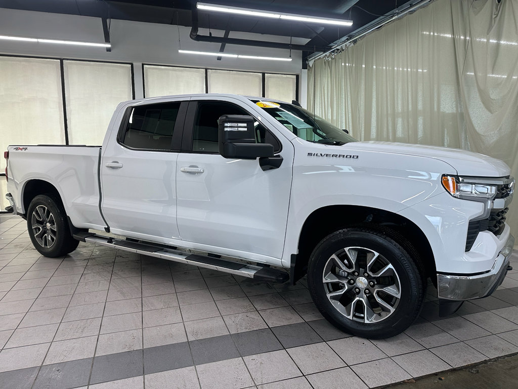 Certified 2023 Chevrolet Silverado 1500 LT w/ All Star Edition Plus AWD/4WD image 3