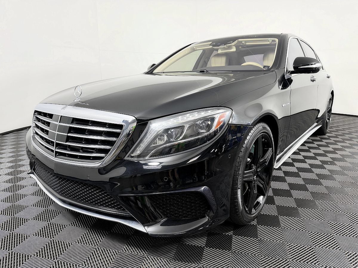 Used 2015 Mercedes-Benz S 63 AMG 4MATIC Sedan image 4