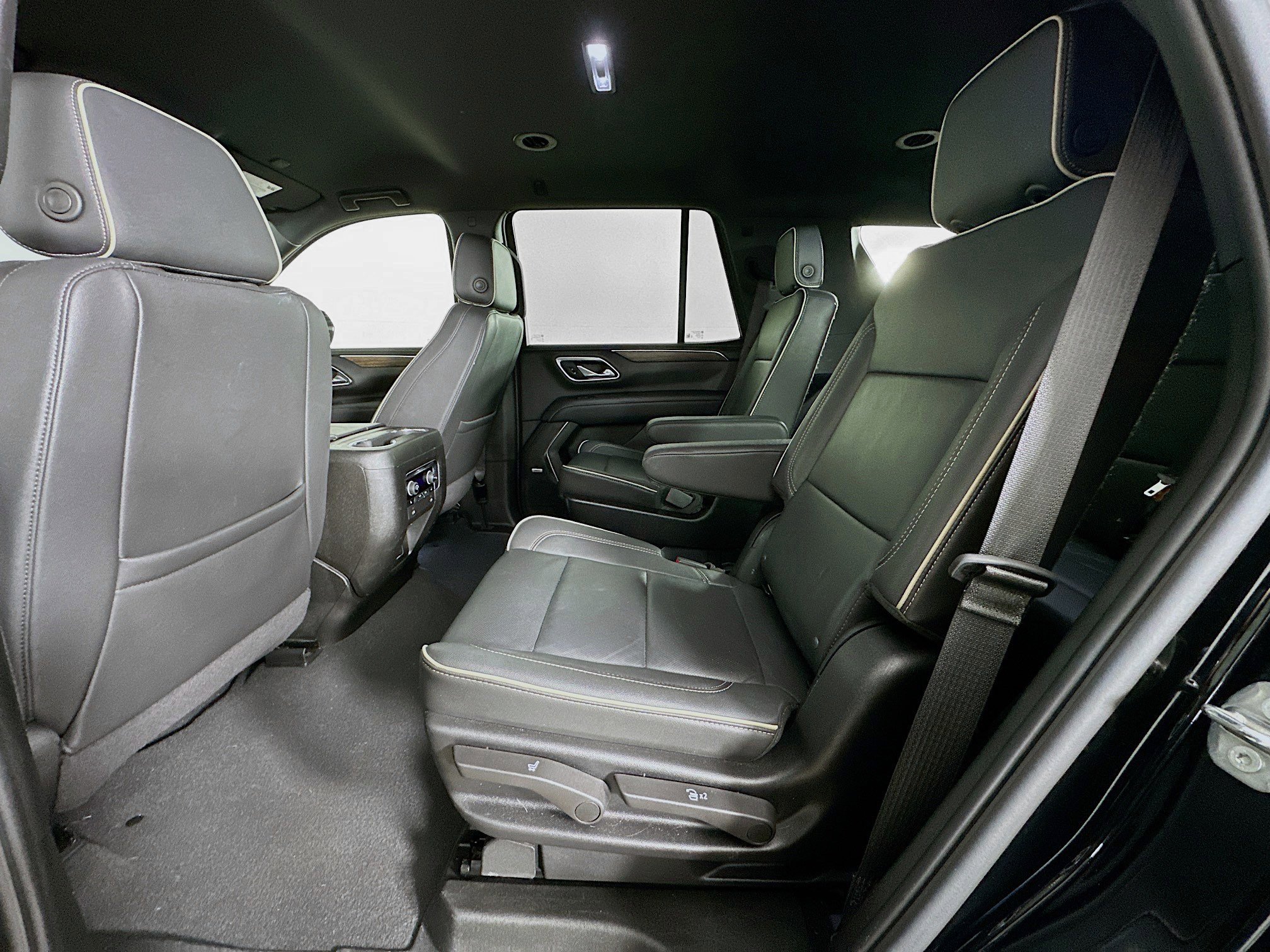 Used 2024 Chevrolet Tahoe Premier image 28