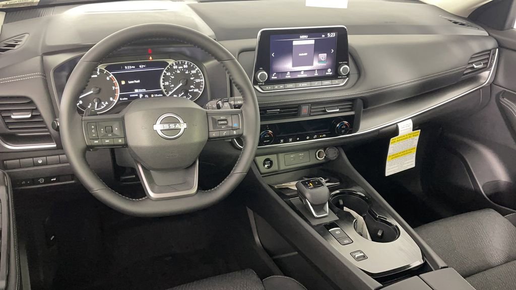 New 2025 Nissan Rogue SV image 15