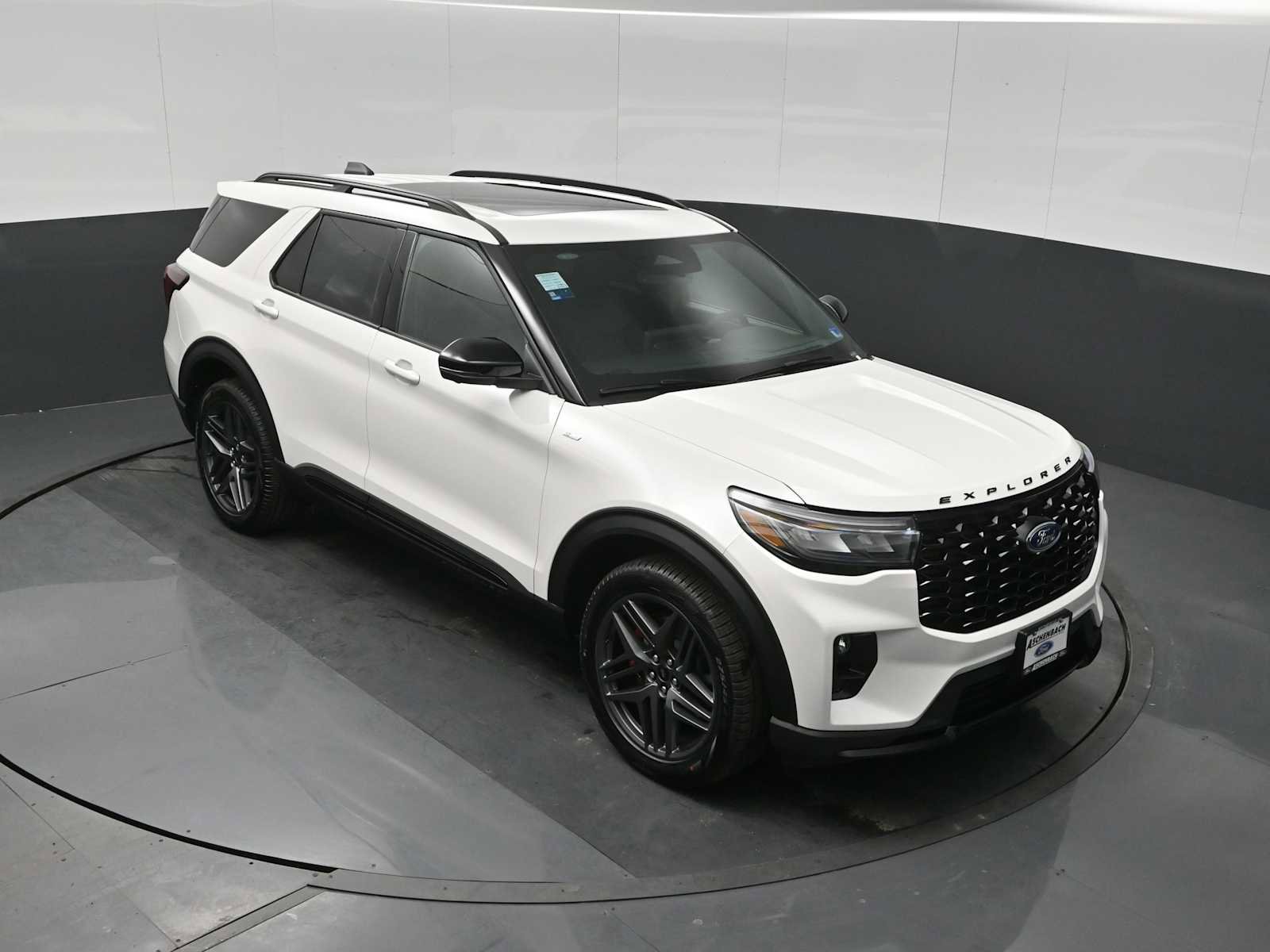 New 2026 Ford Explorer ST-Line w/ ST-Line Street Pack image 19