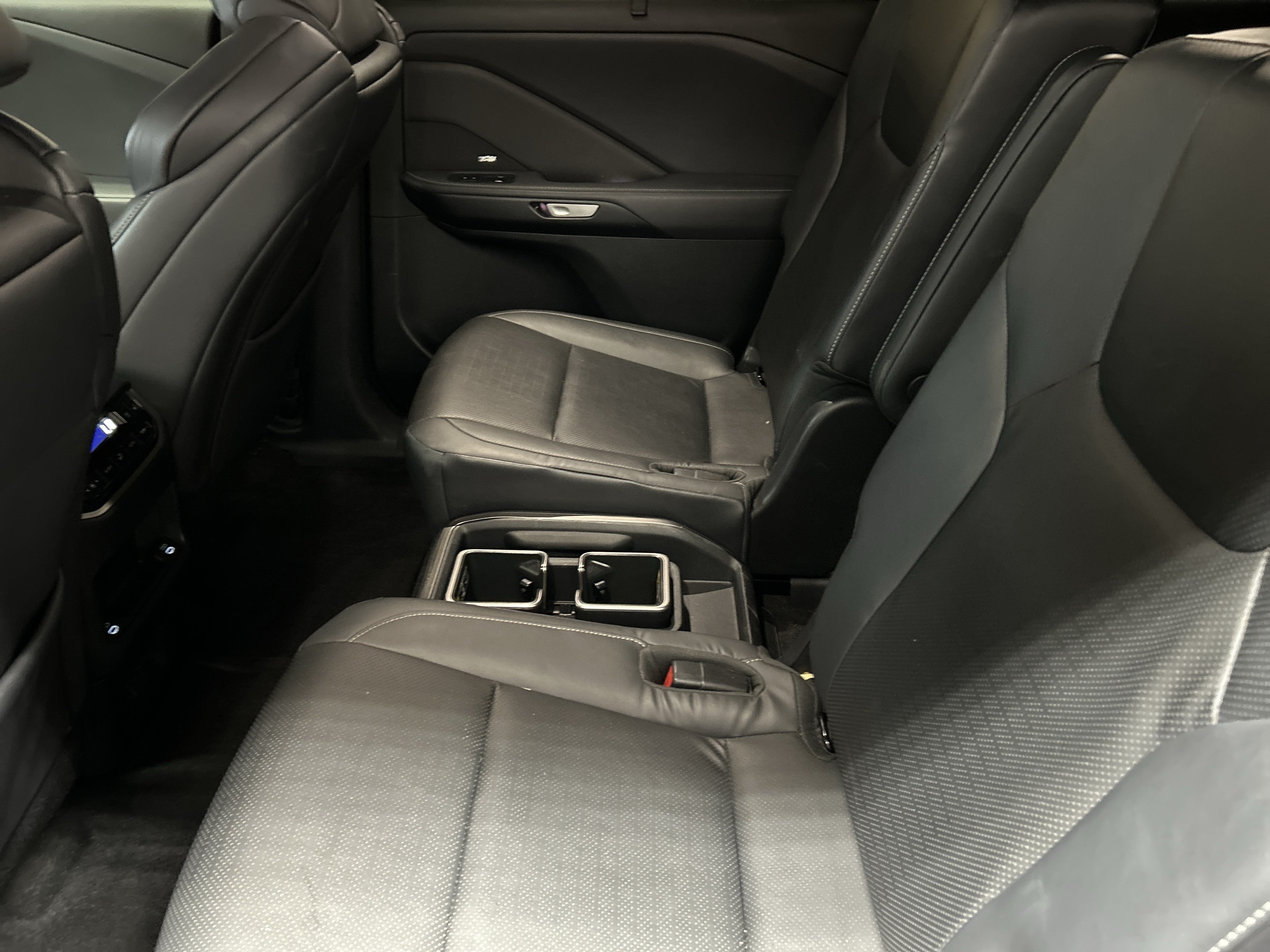 Used 2024 Lexus TX 500h AWD w/ Technology Package image 10