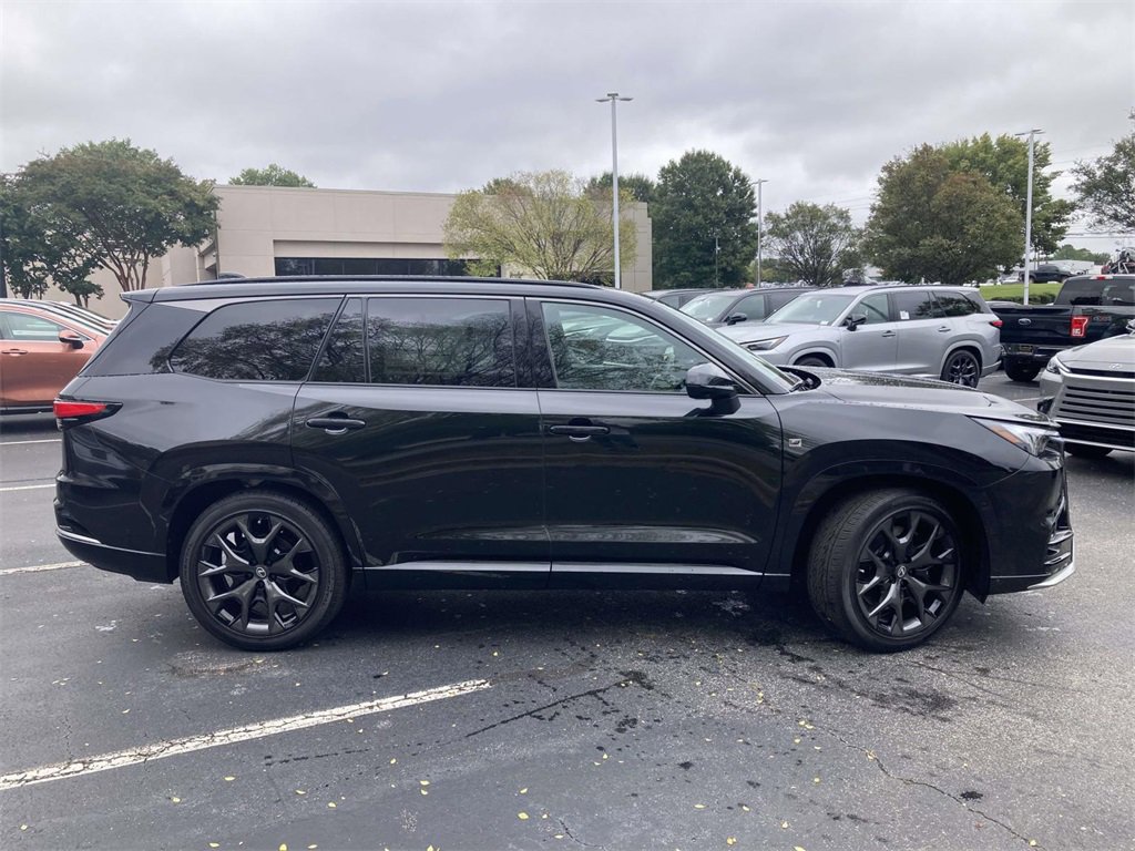 New 2026 Lexus TX 500h AWD image 2
