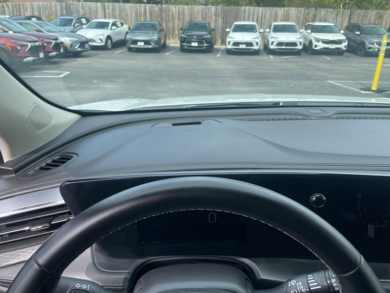 Used 2025 Buick Encore GX Preferred image 28