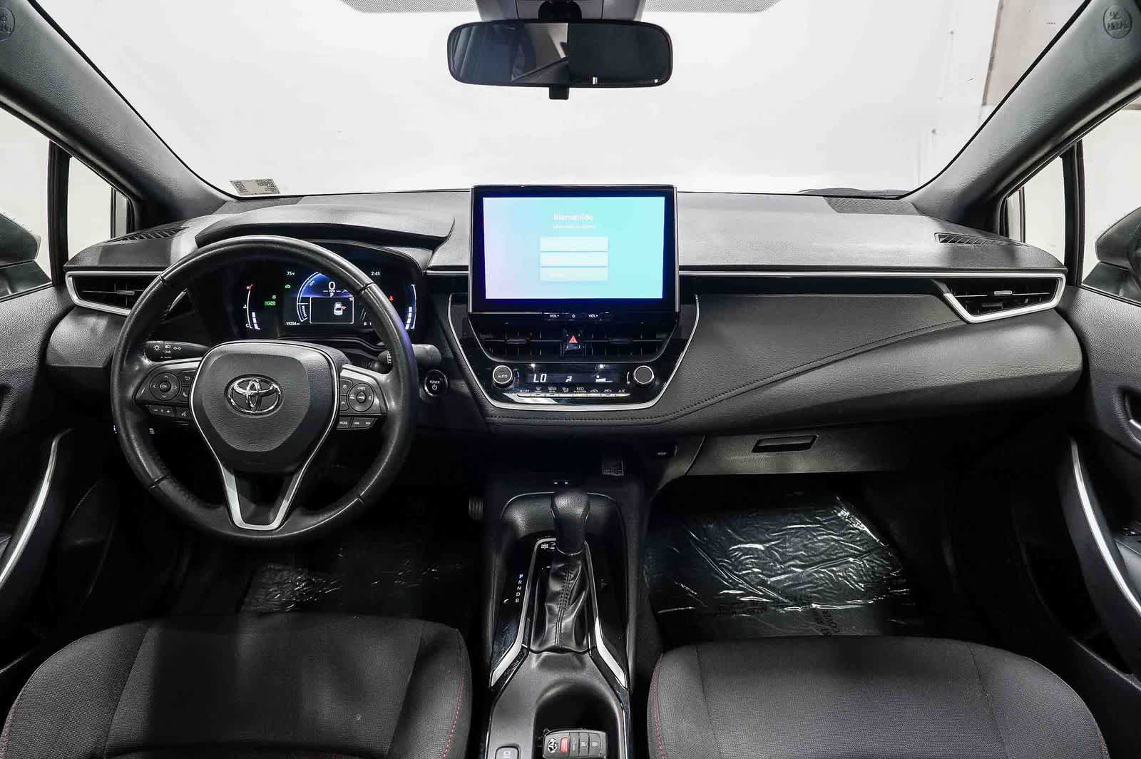Used 2025 Toyota Corolla SE w/ SE Premium Package FWD image 13