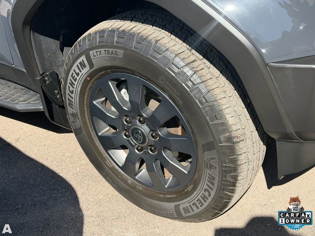 Used 2024 Toyota Land Cruiser image 6