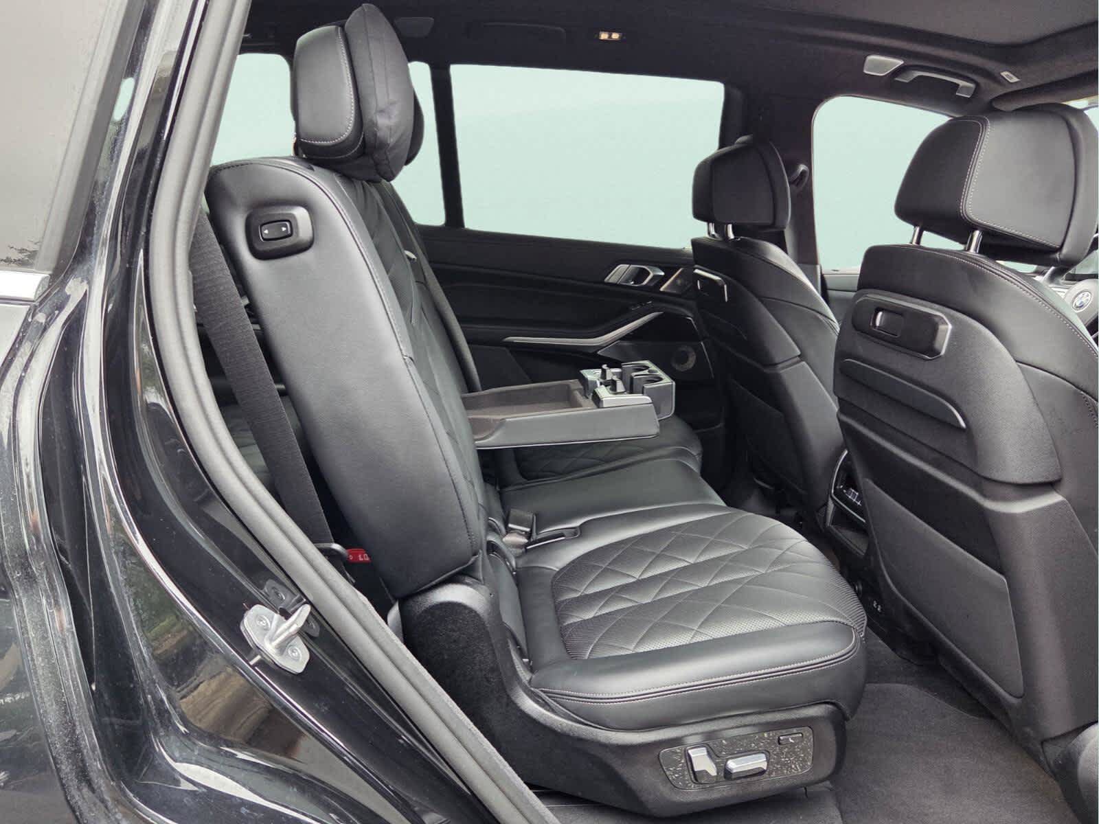 Certified 2024 BMW X7 xDrive40i w/ Executive Package AWD/4WD image 18