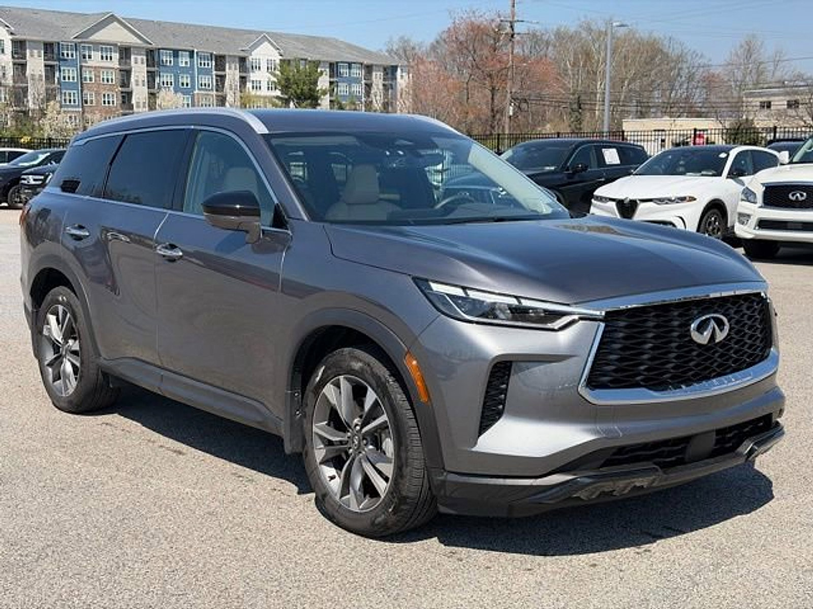 Certified 2025 INFINITI QX60 Luxe image 1