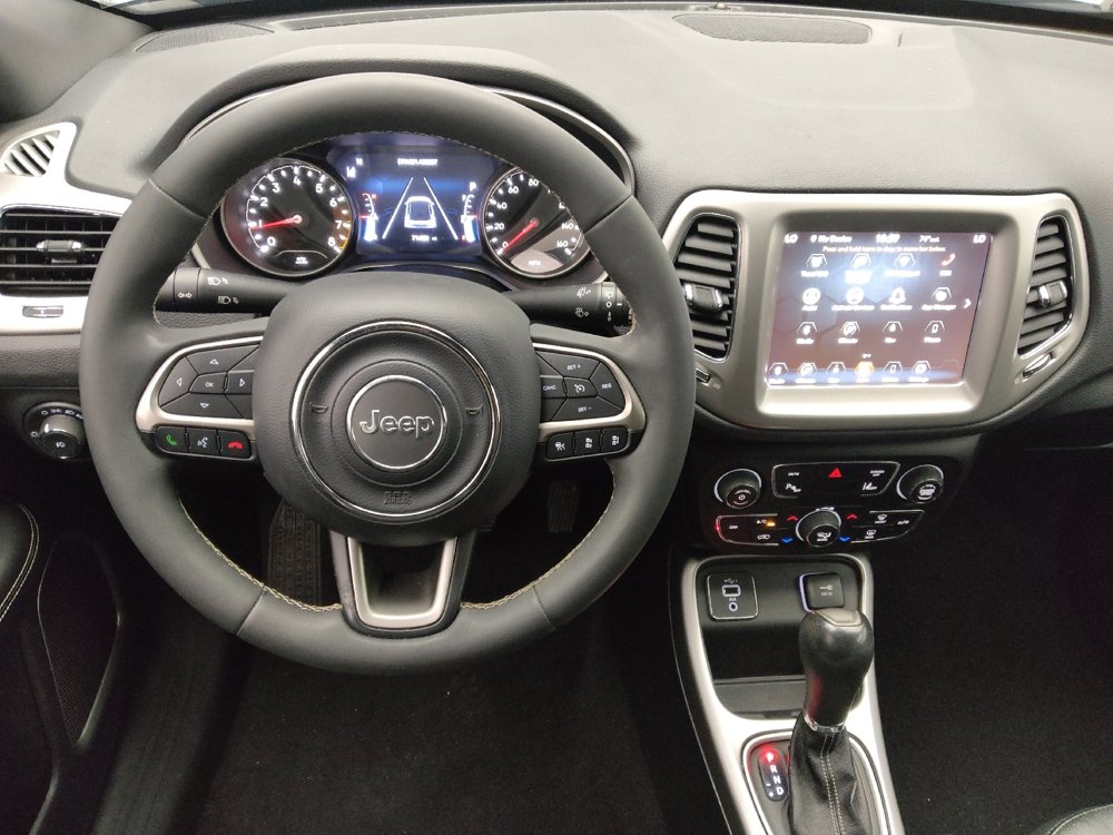 Used 2021 Jeep Compass Latitude w/ Driver Assistance Group image 22