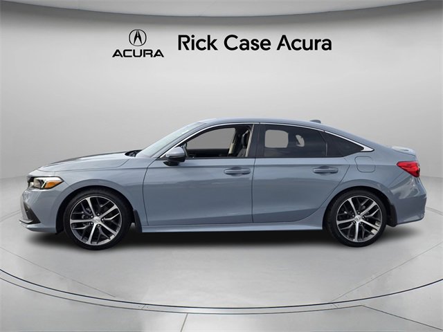 Used 2023 Honda Civic Touring image 3