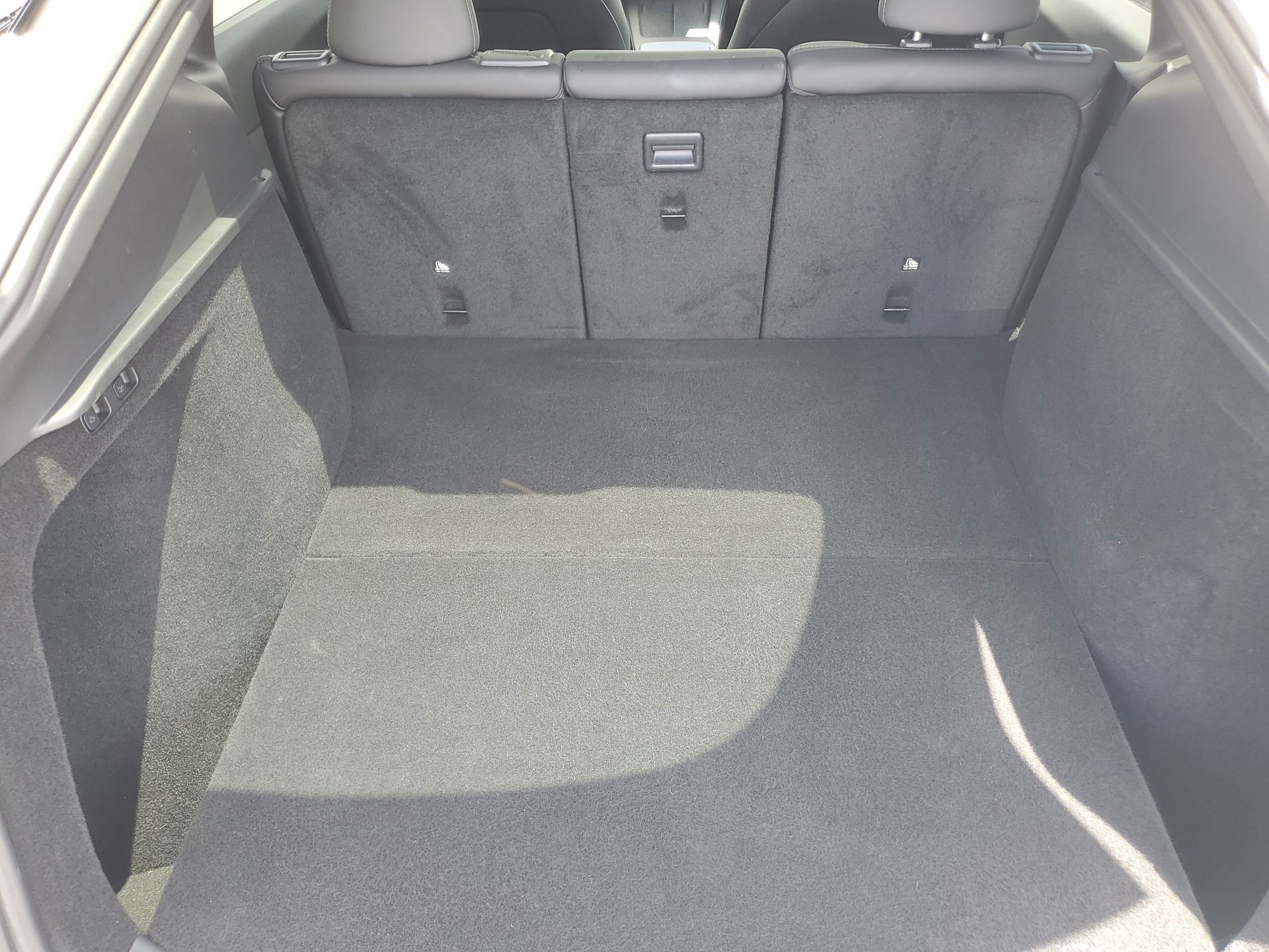 Used 2023 Tesla Model Y 2WD image 7