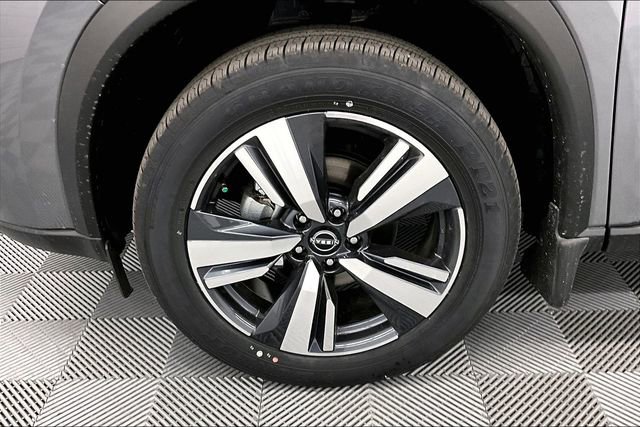 New 2025 Nissan Rogue SL image 12