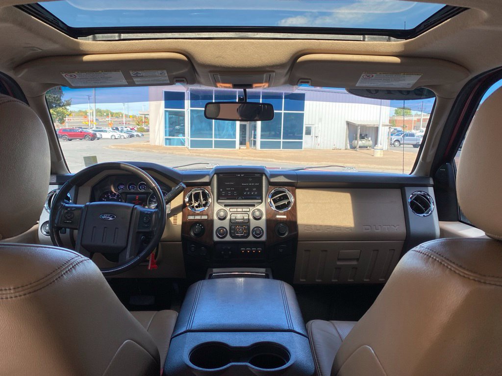 Used 2016 Ford F250 Lariat w/ Lariat Ultimate Package AWD/4WD image 33