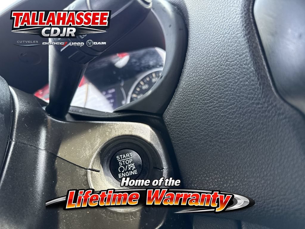 Used 2020 Jeep Renegade Altitude FWD image 19