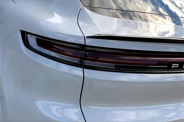 New 2026 Porsche Cayenne E-Hybrid Coupe image 19