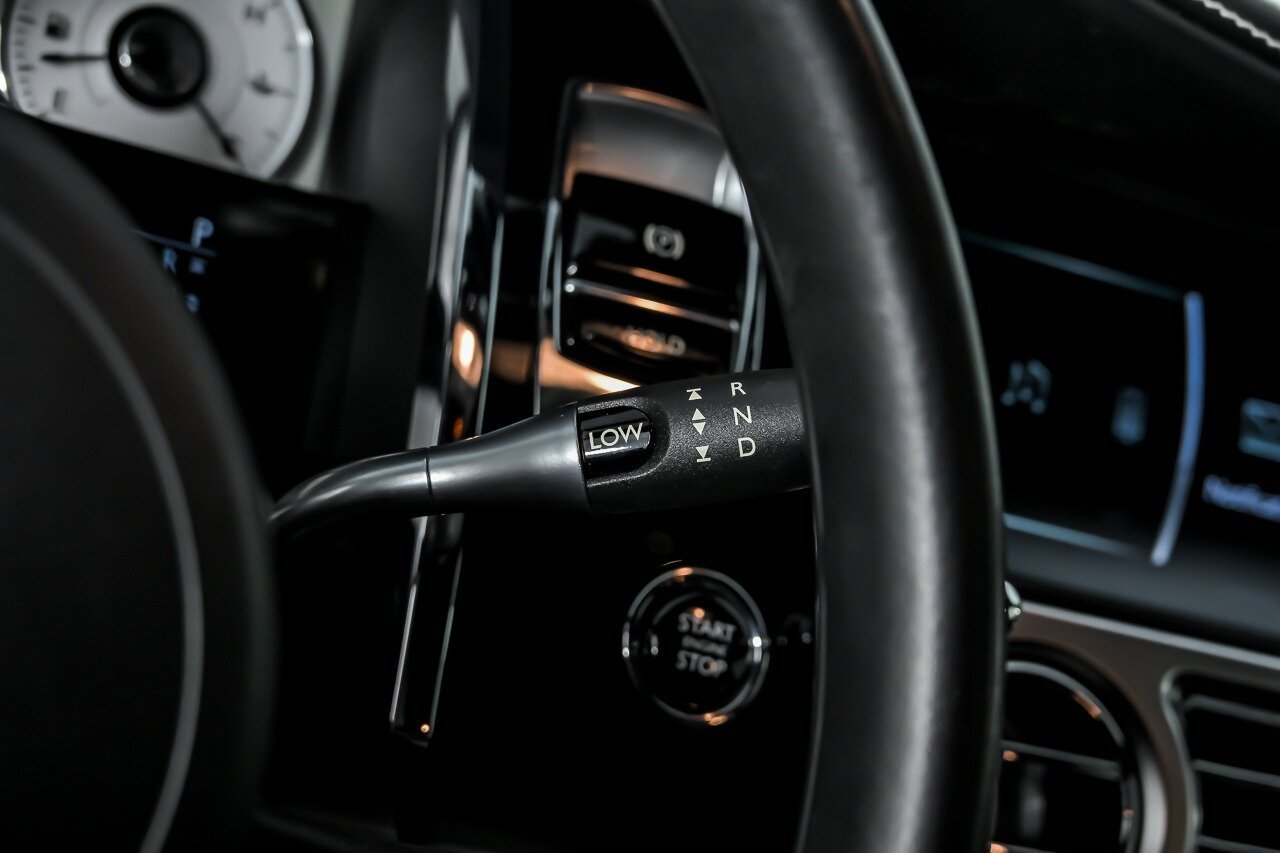 Used 2020 Rolls-Royce Ghost RWD image 31