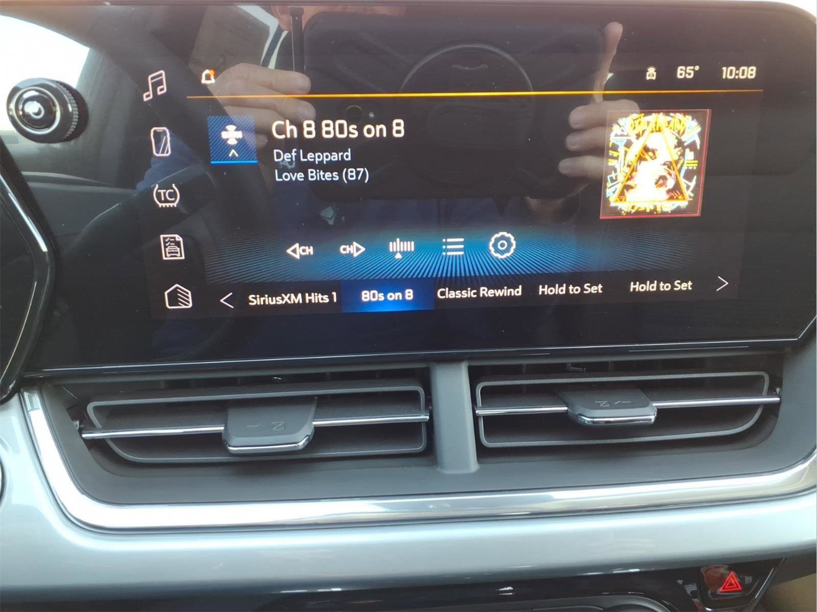 New 2026 Chevrolet Trax LT image 17