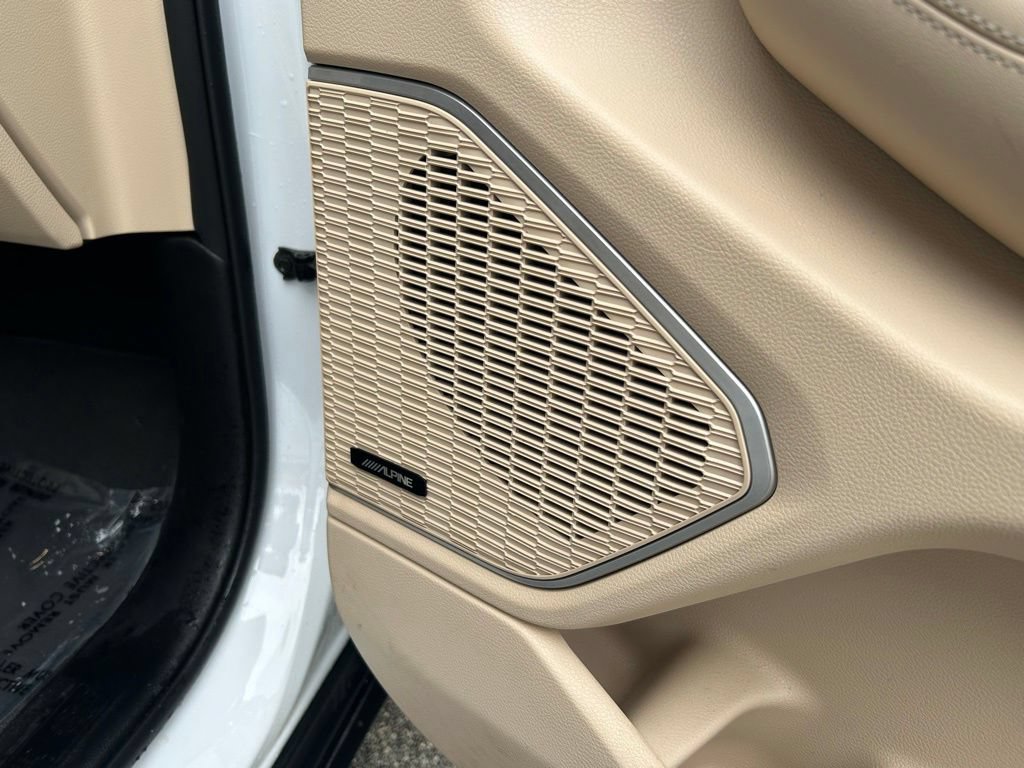 Certified 2022 Jeep Grand Cherokee L Limited RWD image 33