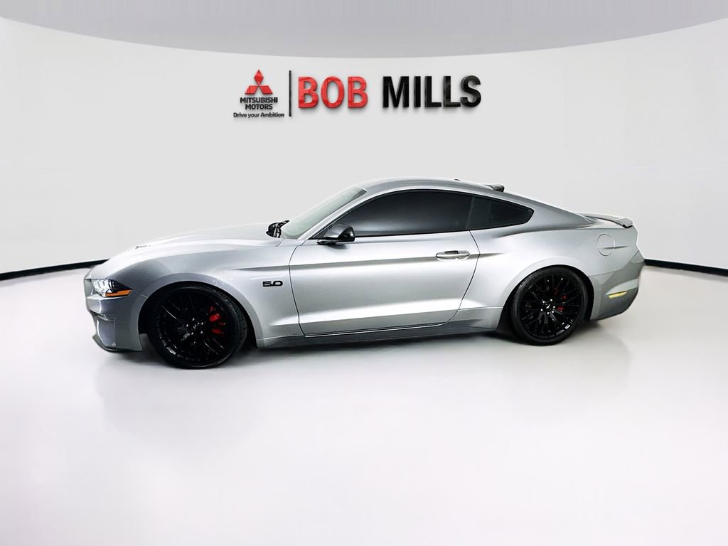 Used 2020 Ford Mustang GT RWD image 4