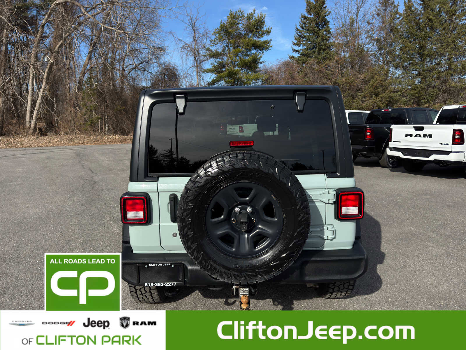 Used 2023 Jeep Wrangler Sport image 6