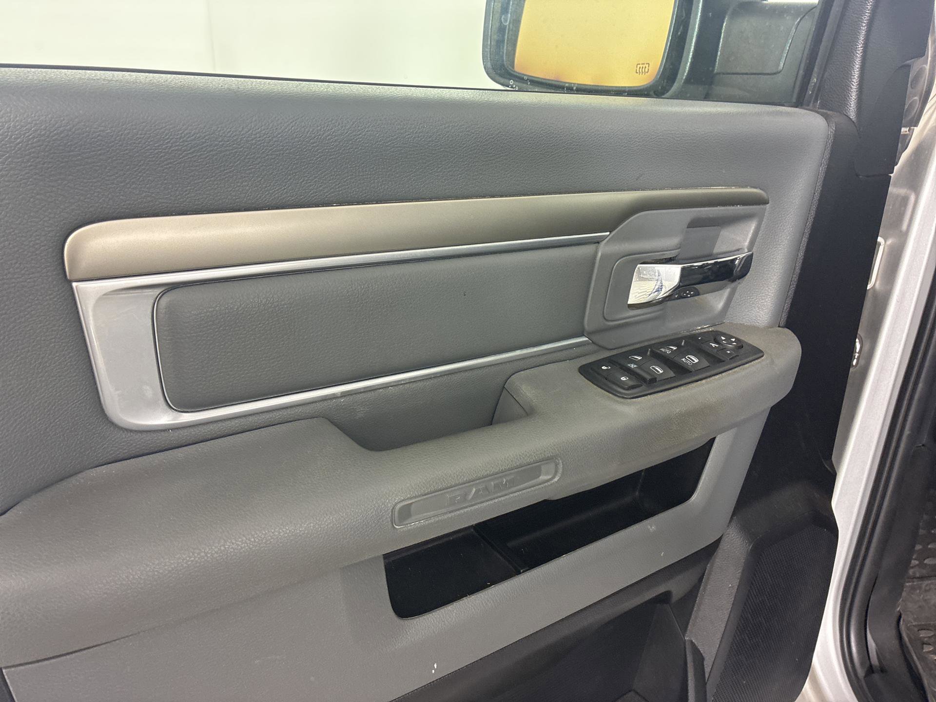 Used 2016 RAM 1500 Big Horn image 12