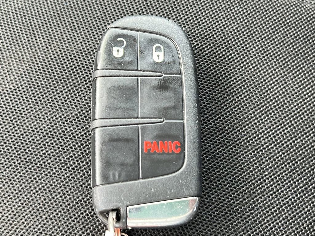 Used 2021 Jeep Renegade Latitude FWD image 26