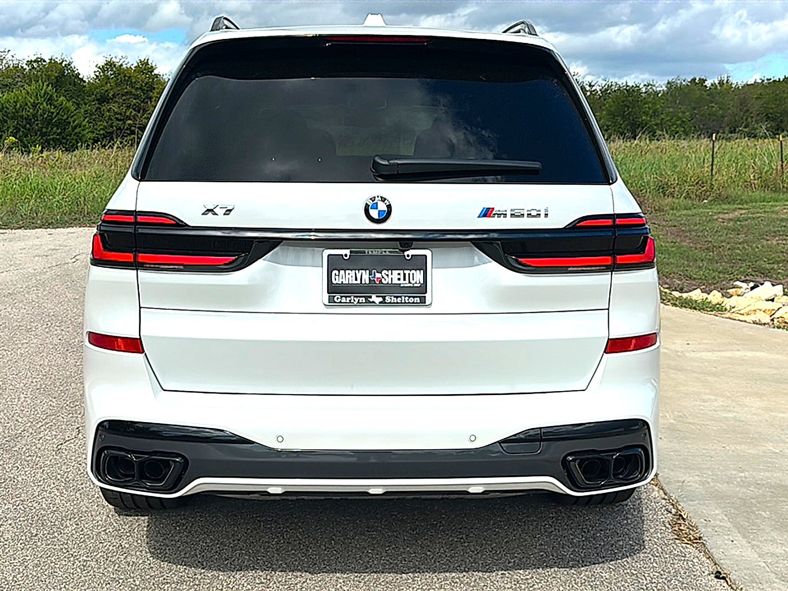 New 2027 BMW X7 M60i AWD/4WD image 7