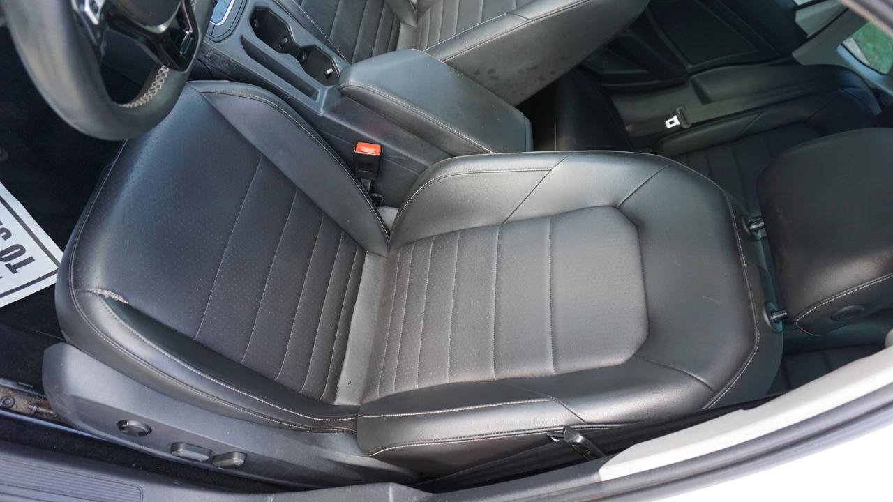 Used 2021 Volkswagen Jetta SE FWD image 14