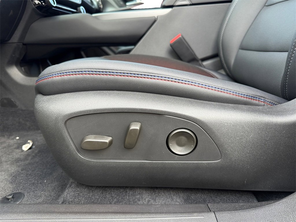 New 2026 Chevrolet Equinox EV RS image 10