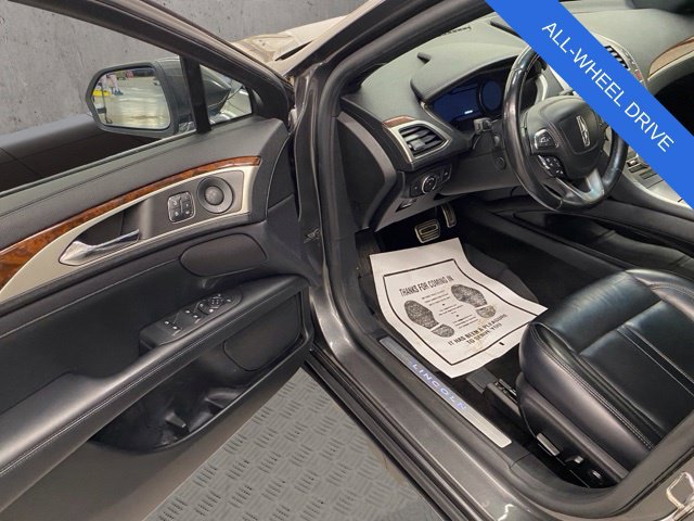 Used 2019 Lincoln MKZ Reserve w/ Reserve Plus Package AWD/4WD image 19