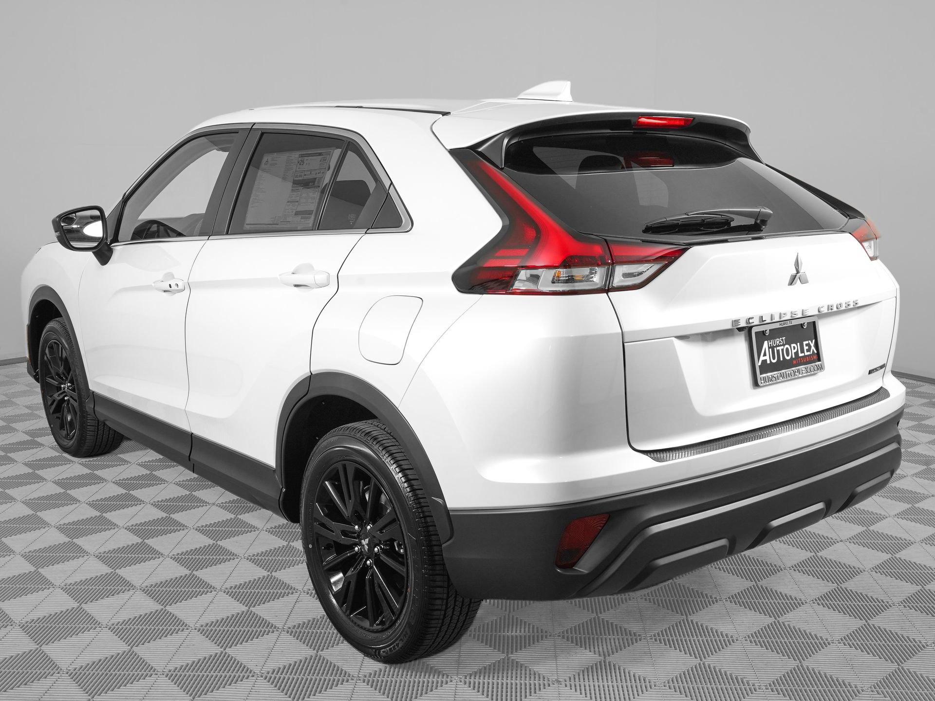 New 2026 Mitsubishi Eclipse Cross LE AWD/4WD image 8