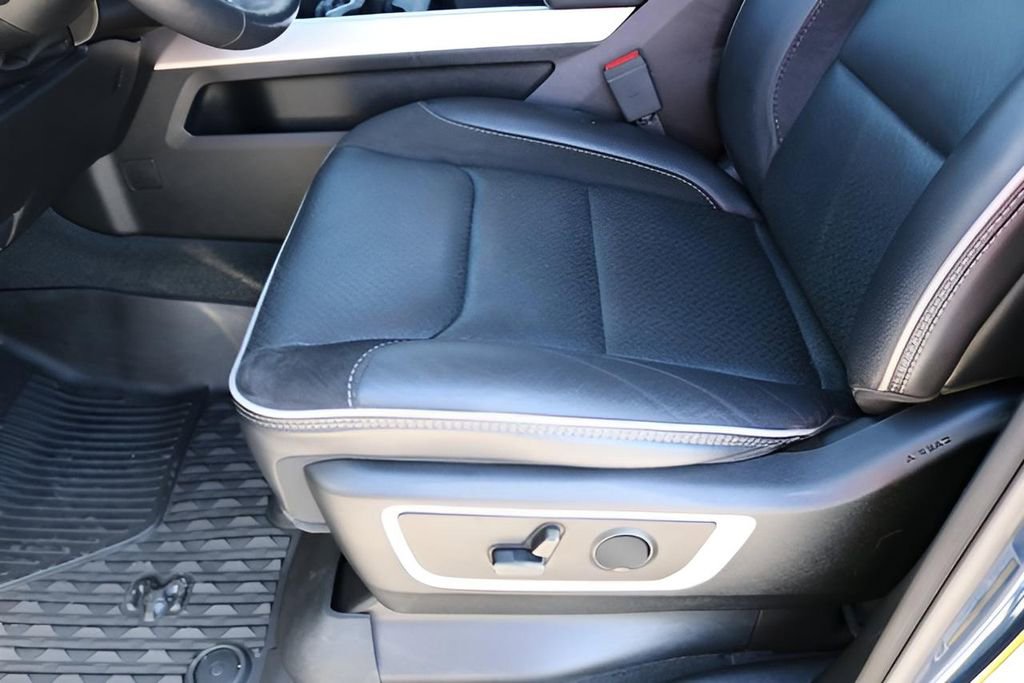 Used 2021 RAM 1500 Laramie image 14