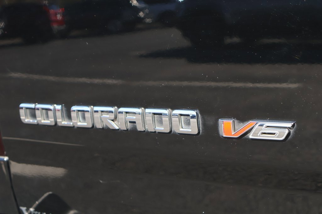 Used 2018 Chevrolet Colorado LT image 9