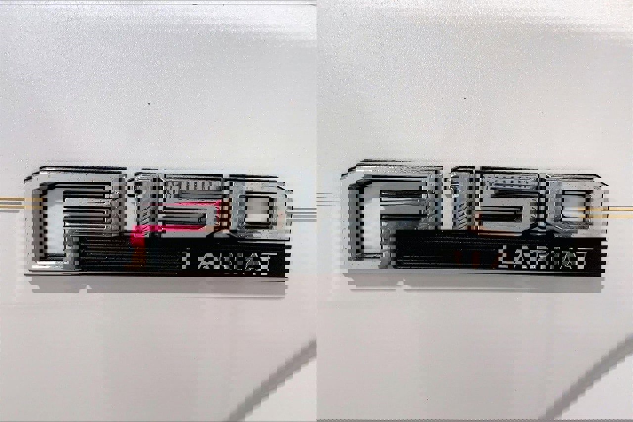 Used 2019 Ford F150 Lariat w/ Equipment Group 502A Luxury image 9