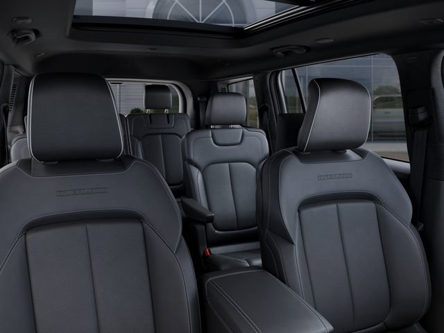New 2025 Jeep Grand Cherokee L Overland w/ Rear Seat Video Group I image 27