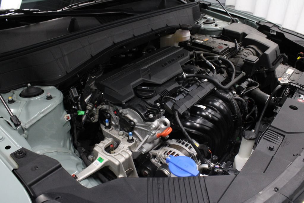 Used 2024 Hyundai Kona SE AWD/4WD image 14