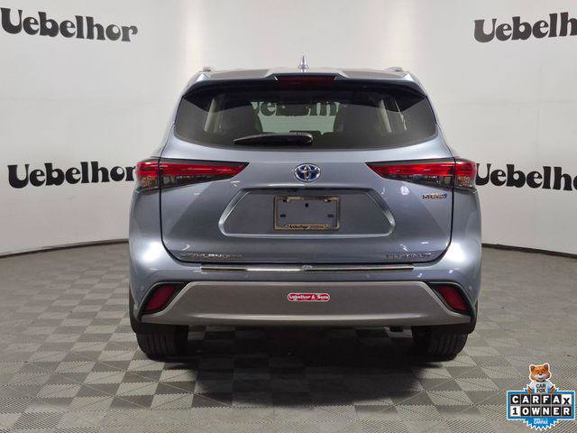 Certified 2022 Toyota Highlander Platinum AWD/4WD image 6