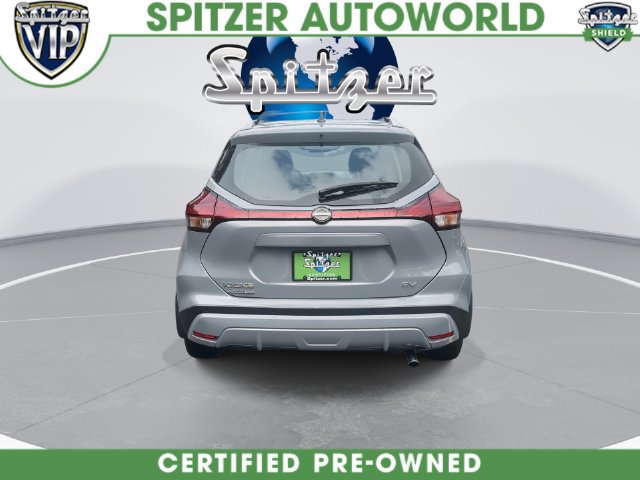 Used 2024 Nissan Kicks SV w/ Interior Electronics Package FWD image 9