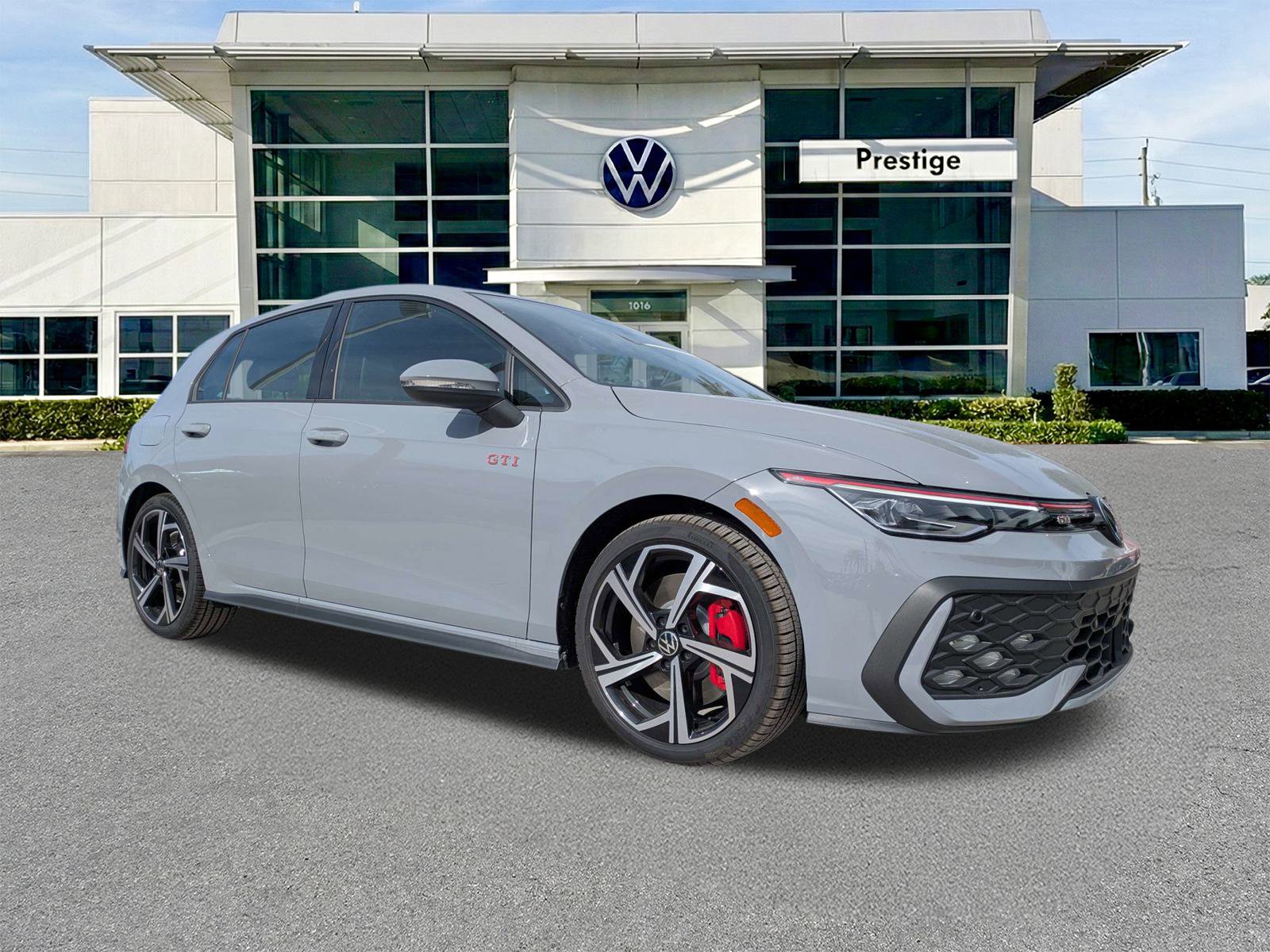 New 2026 Volkswagen GTI SE FWD image 1