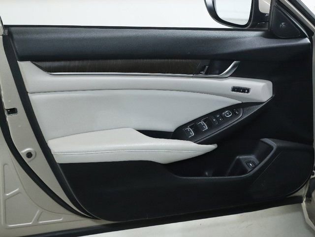 Used 2018 Honda Accord EX-L image 15