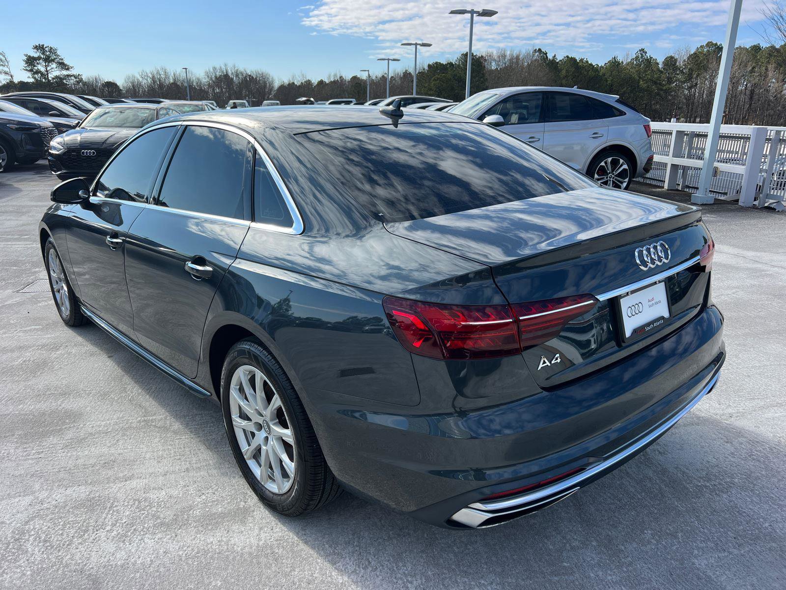 Used 2020 Audi A4 2.0T Premium w/ Convenience Package image 7